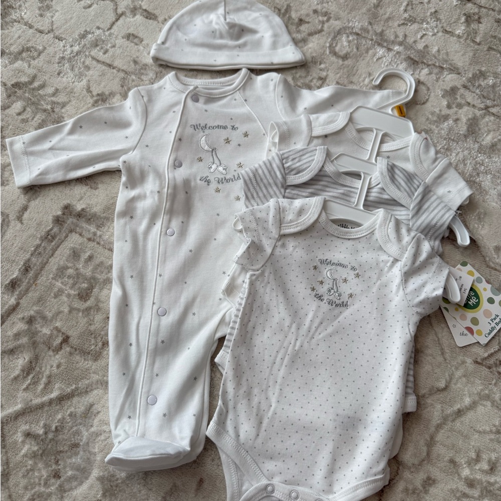 NWT Little Me Welcome to the World Bundle